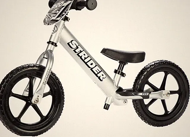 Strider 12 Pro Kids Balance Bike: Silver