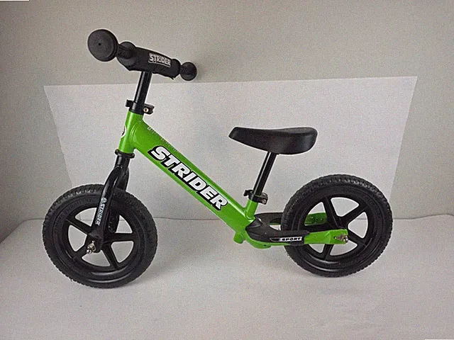 Strider 12 Sport Balance Bike - Green